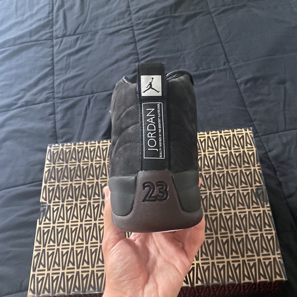 Air Jordan 12 retro A Ma Maniere Black Burgundy crush - Picture 2 of 4